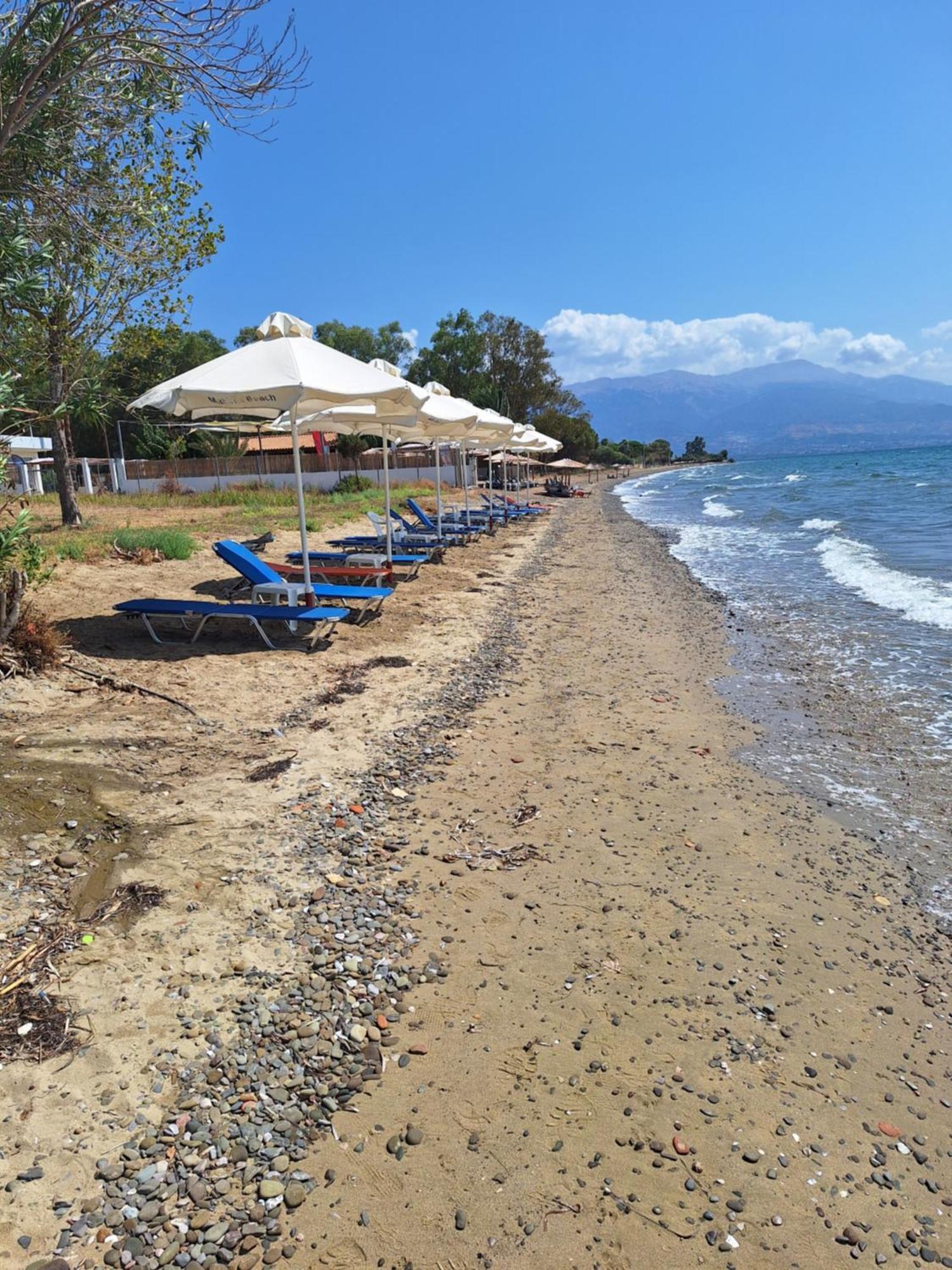 Makinia Beach 纳弗帕克托斯 外观 照片